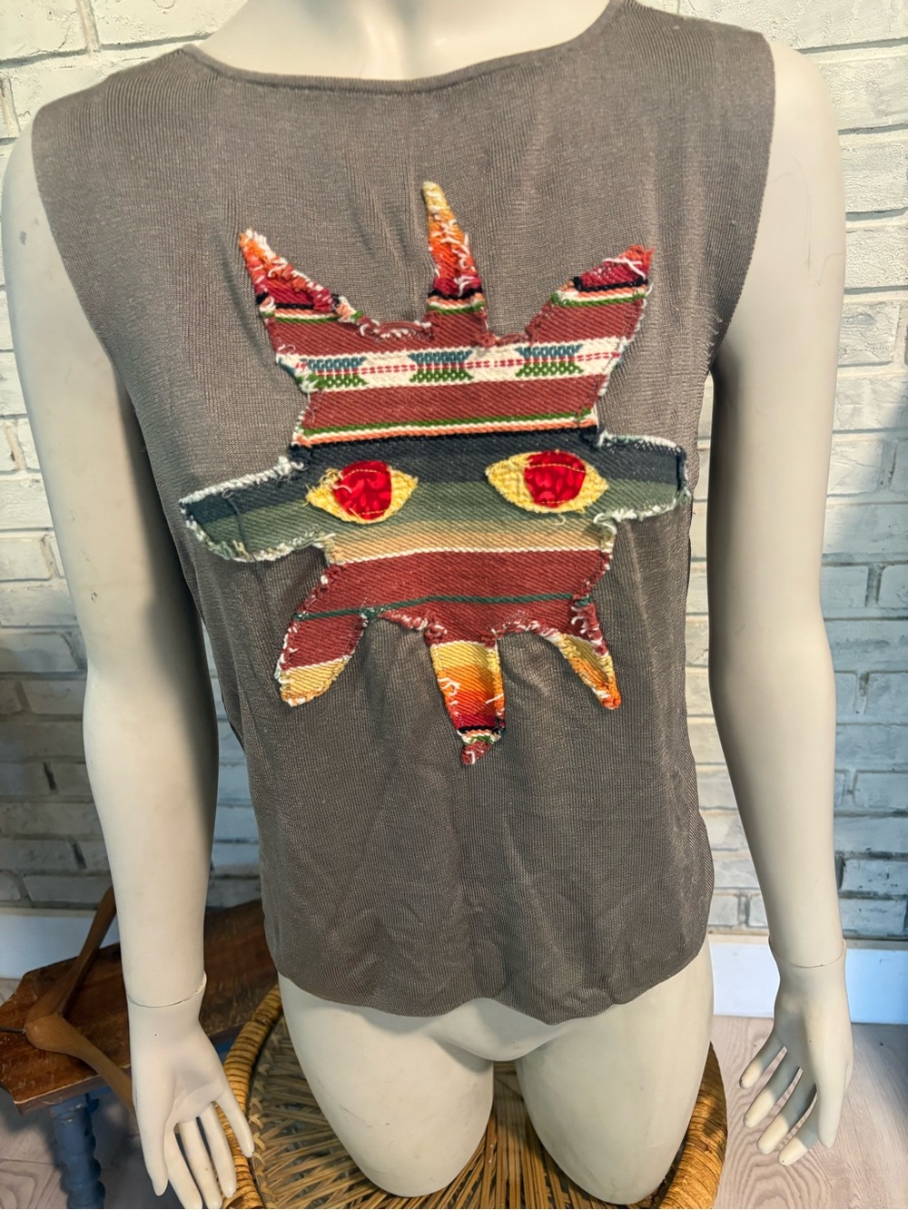 Folk Art to Wear Gray Tank Top with Colorful Sun vintage handmade upcycled